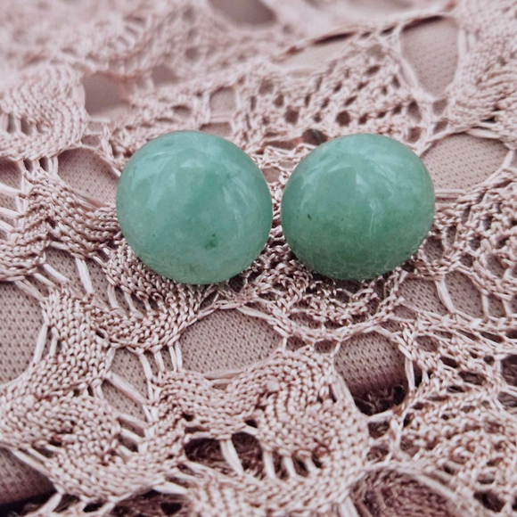 Jewelry - Green Aventurine Silver Stud Earrings